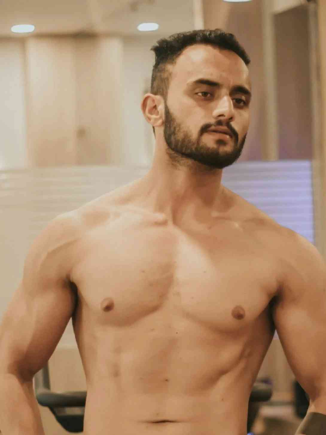 Character Muscular Transform - Image 1